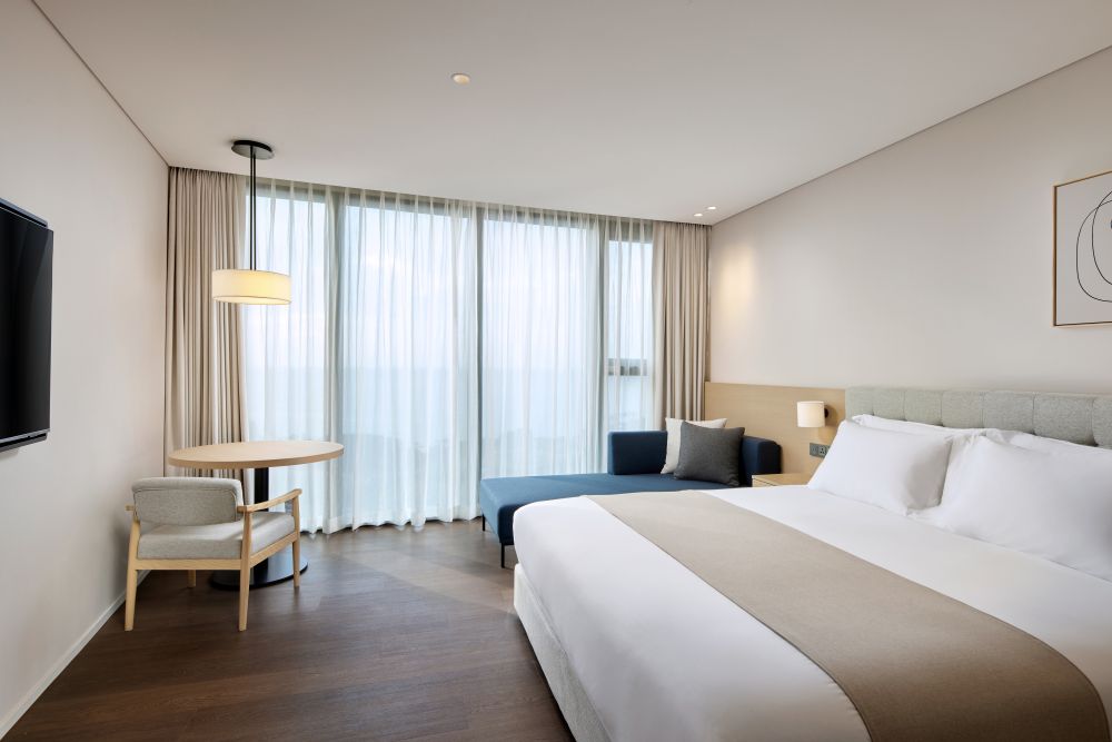 room-card-img-0